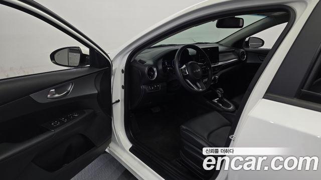 Kia K3 1.6 2022 5