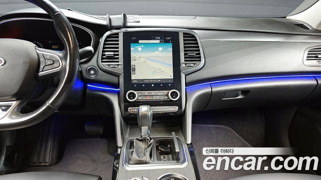Renault SM6  5
