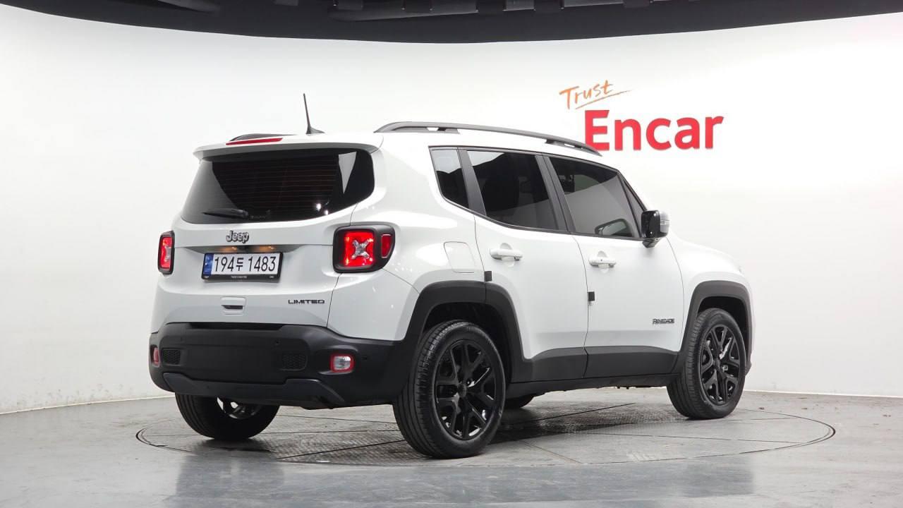 Jeep Renegade 3