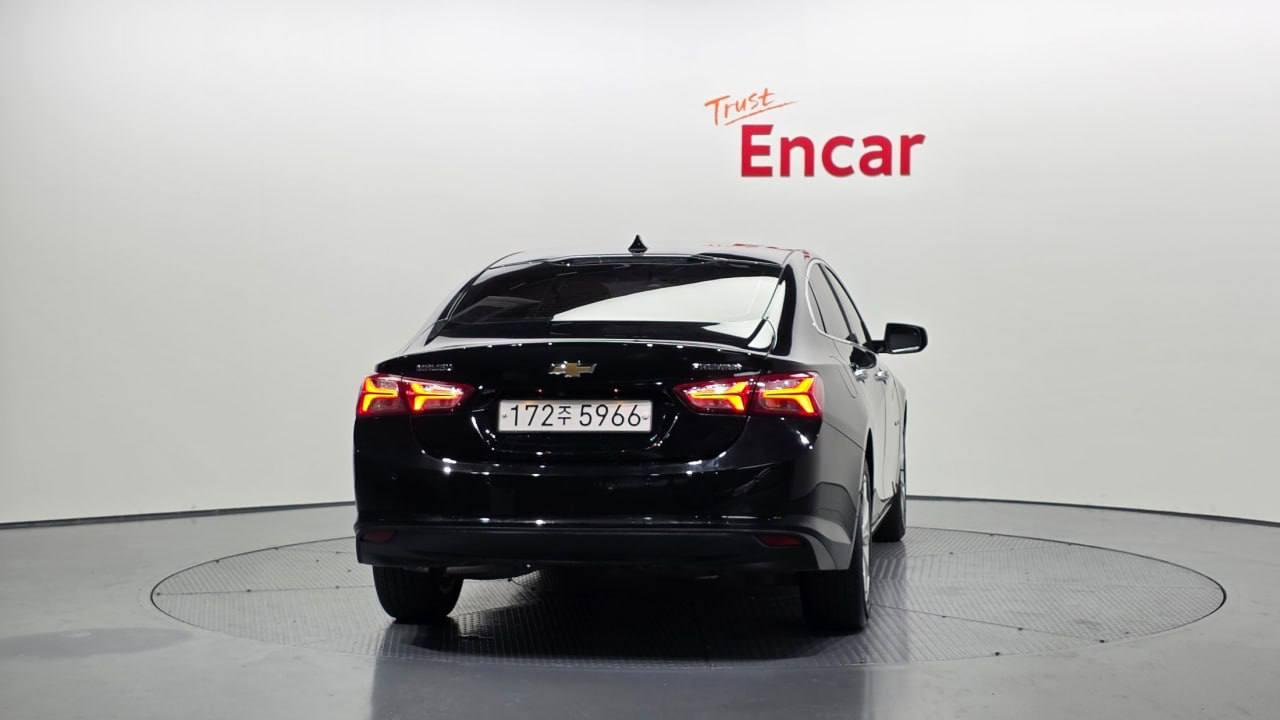 Chevrolet Malibu 4