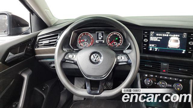 Volkswagen Jetta  5