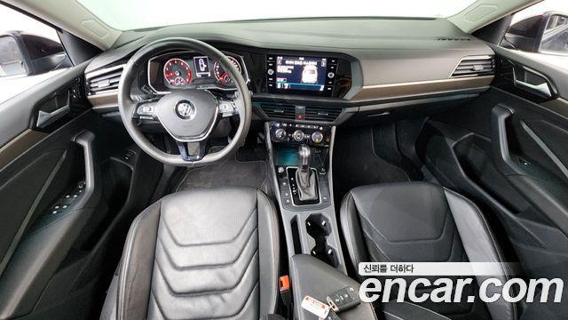 Volkswagen Jetta  4