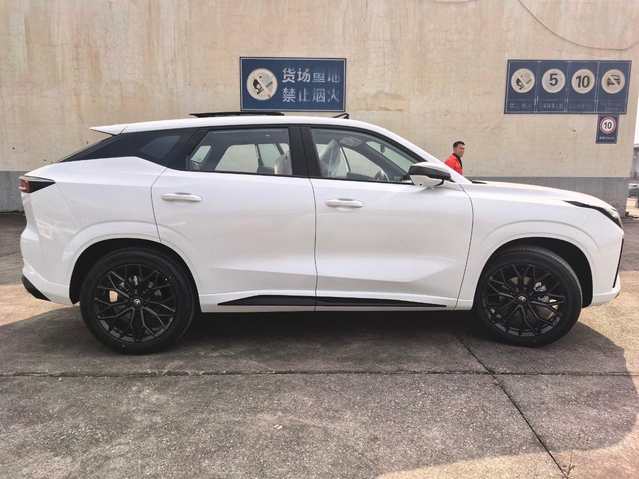 Changan UNI‑Z 4
