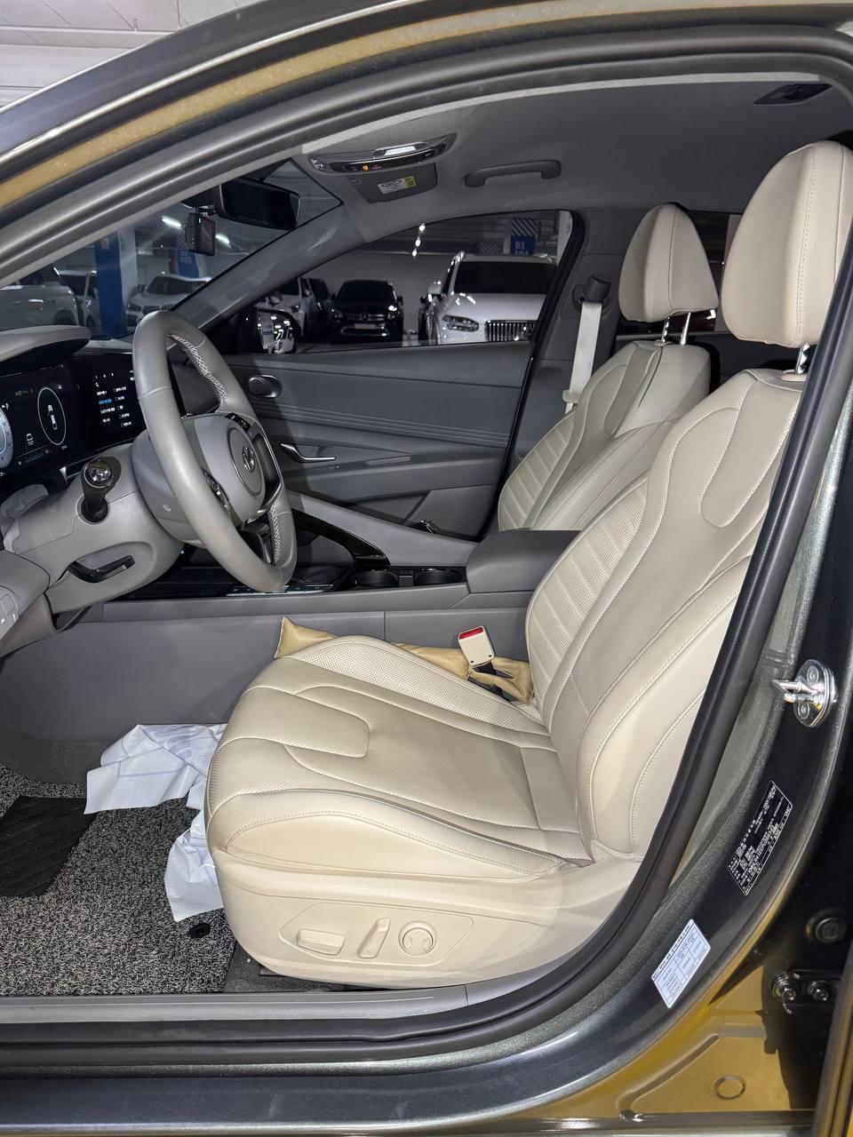 Hyundai Avante 5