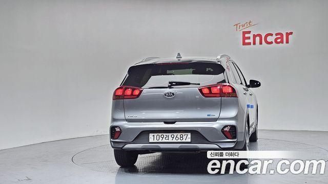 Kia New Niro  3