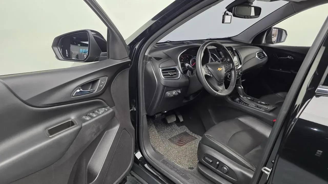 Chevrolet Equinox 4