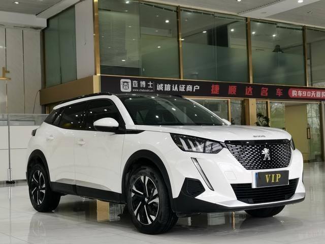 Peugeot 2008 3