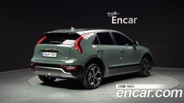 Kia Niro Hybrid  2