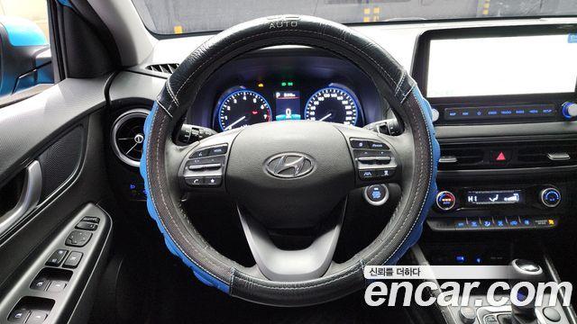 Hyundai Kona  3