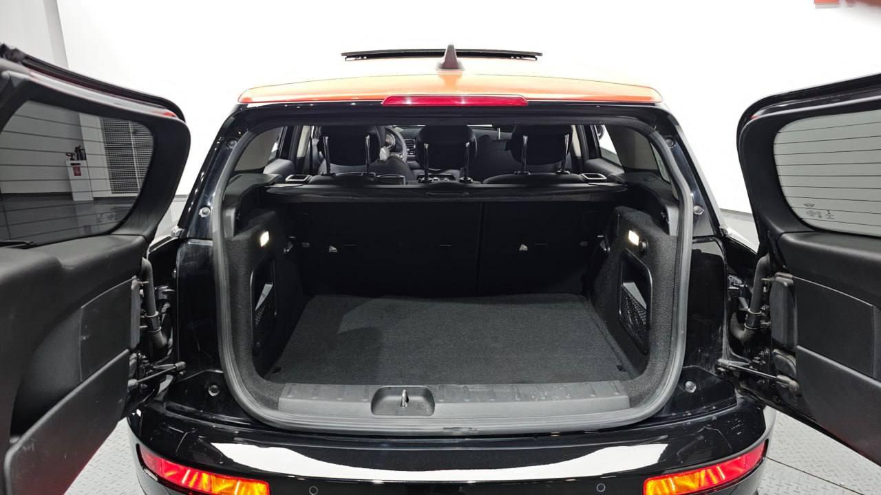 MINI Cooper Clubman 5