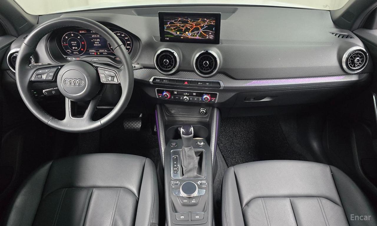 Audi Q2 5