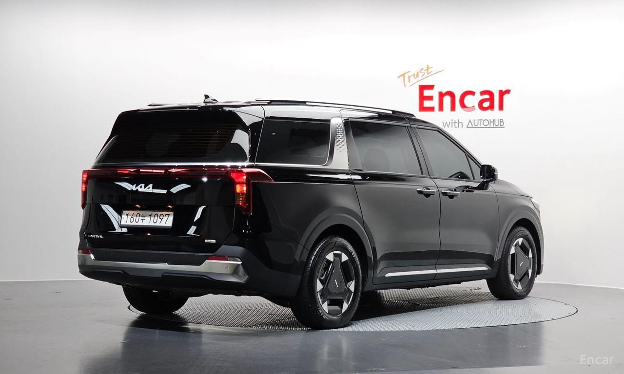Kia Carnival 4