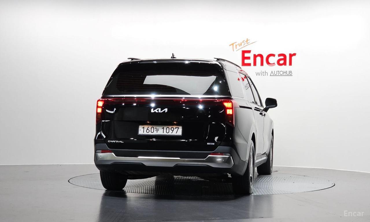 Kia Carnival 3