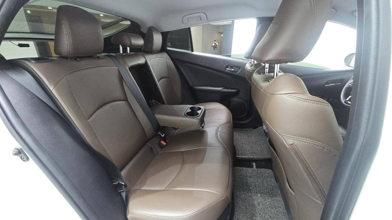  Toyota Prius 5